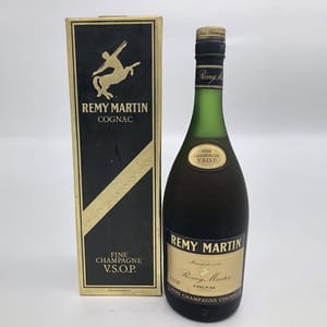 REMY REMY MARTIN VSOP Cognac 人頭馬干邑 金紙 700ml 700ml 正面圖