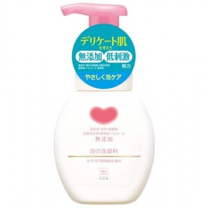 日本COW 日本COW 牛乳石鹼 無添加 泡沫潔面奶 200ml - 清貨優惠 200ml 正面圖