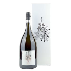 小林酒造 小林酒造 鳳凰美田 純米大吟釀 White Phoenix 1.5L 5L 正面圖