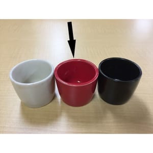 日本清酒壺 日本清酒壺 美濃燒 雪人帽子清酒杯 紅色   正面圖