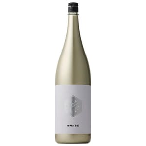 楯野川 楯野川 無我 Gold Bottle 純米大吟釀 1.8L 8L  正面圖