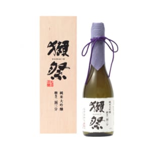 獺祭 獺祭 二割三分 純米大吟釀 720ml 木盒精裝 720ml  正面圖