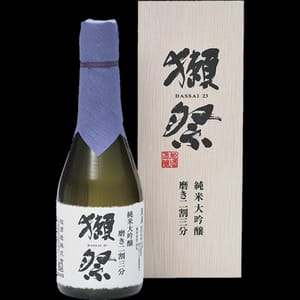 獺祭 獺祭 二割三分 純米大吟釀 1.8L 木盒精裝 8L  正面圖